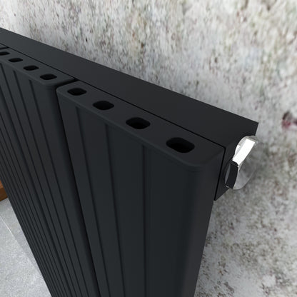 Carisa Chambord Yatay Alüminyum Radyatör Modern Tasarım Siyah