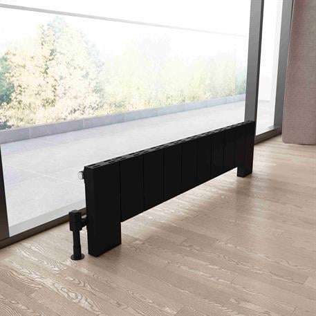 Carisa Elvino Floor Alüminyum Radyatör 0600 x 0300 mm 5 Dilim Siyah Standart Bağlantı